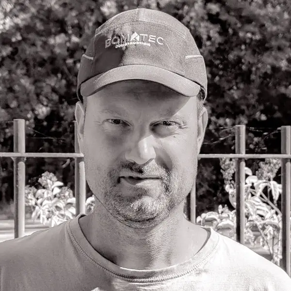 Portrait de Christophe Pivi, chef d'atelier chez Bomatec